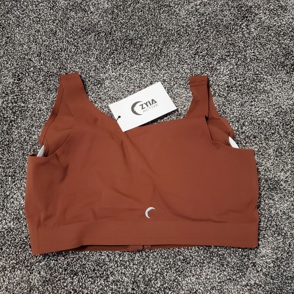 Zyia Zip Bra - Picture 3 of 3